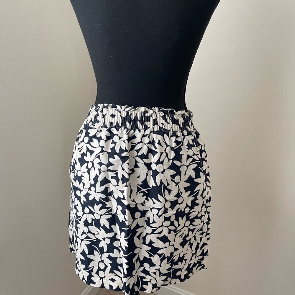 J. Crew Tropical Hawaiian beach floral print pencil skirt lined